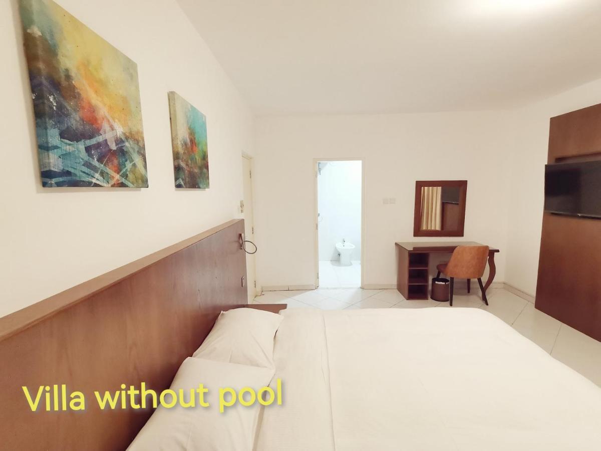J5 Four Bedroom Villa Holiday Home In Al Wasl For Families Only Dubai Exterior foto