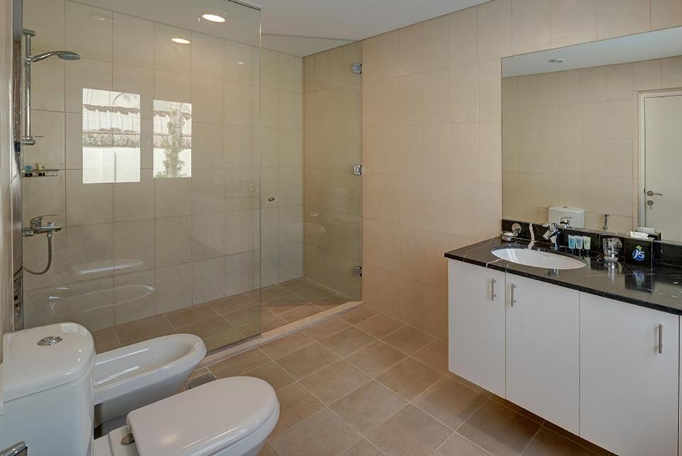 J5 Four Bedroom Villa Holiday Home In Al Wasl For Families Only Dubai Exterior foto